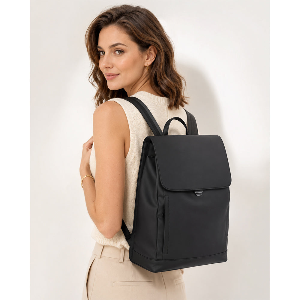 laptop backpack, black, made of nylon, with laptop compartment, with inner compartments, model 610986d
