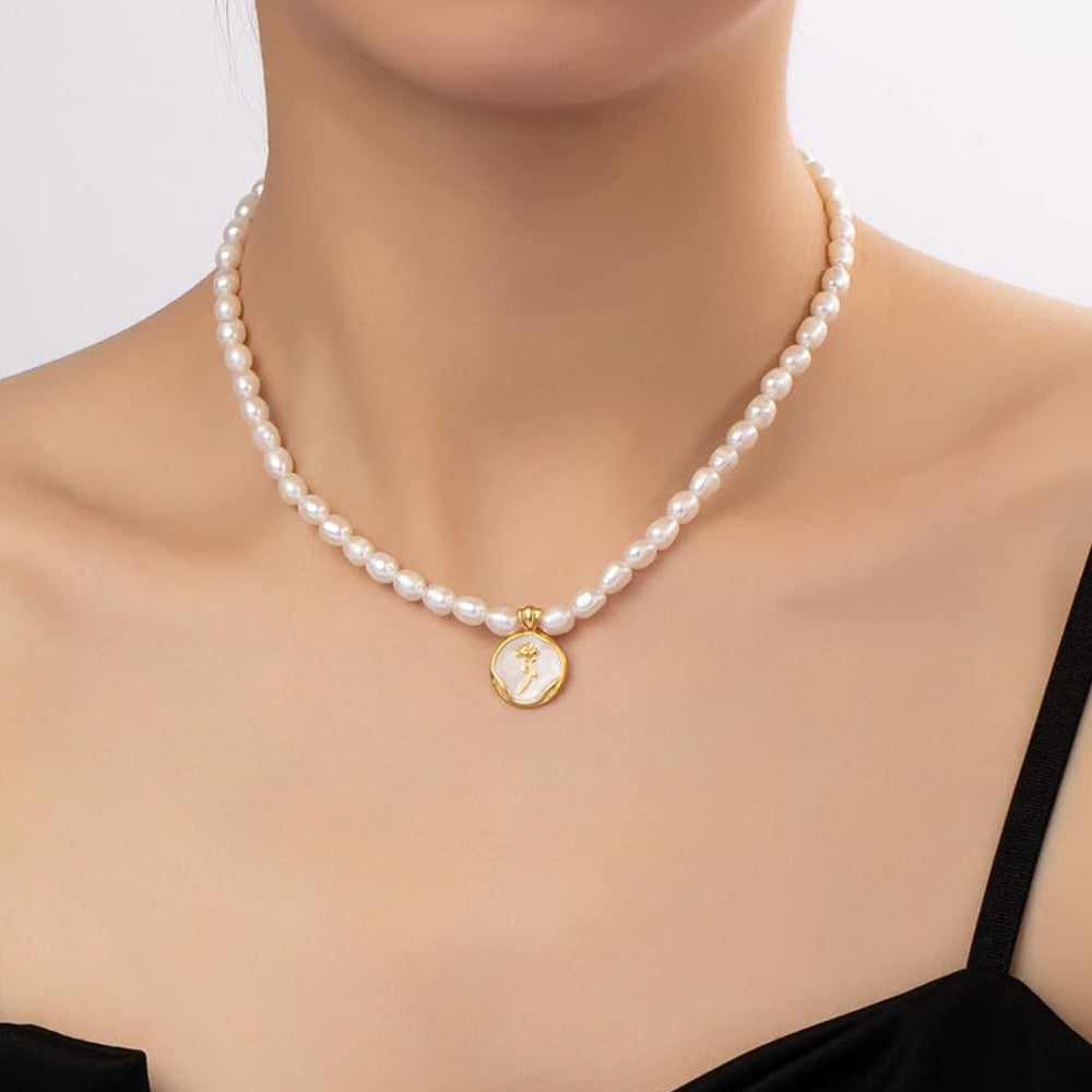 Dollcini Pearl ékszerkészlet 4/8/10 mm - Rózsa/tulipán medál nyaklánc és gyöngy fülbevaló