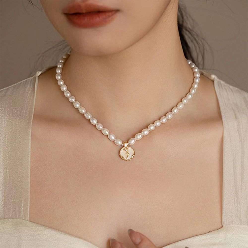 Dollcini Pearl ékszerkészlet 4/8/10 mm - Rózsa/tulipán medál nyaklánc és gyöngy fülbevaló
