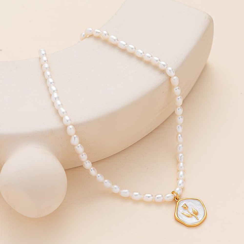 Dollcini Pearl ékszerkészlet 4/8/10 mm - Rózsa/tulipán medál nyaklánc és gyöngy fülbevaló