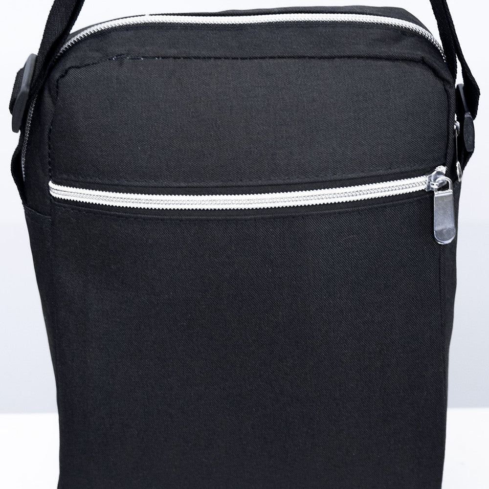 Dollcini férfi válltáska – többzsebes, kompakt, crossbody, utazáshoz és munkába