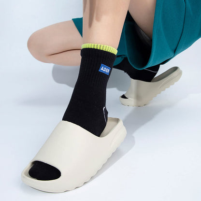Dollcini Otthon, puha masszázspapucsok, unisex papucs, vastag talpú EVA papucsok, több színben, méretben és stílusban, tökéletesek otthonra és fürdőszobáb